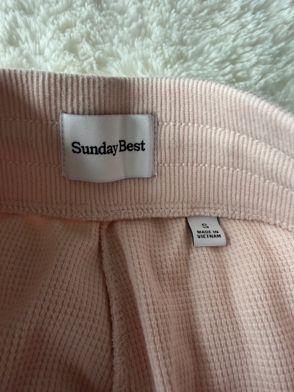 Aritzia Sunday Best Light Pink Cropped Hoodie with matching pant - Picture 6 of 8